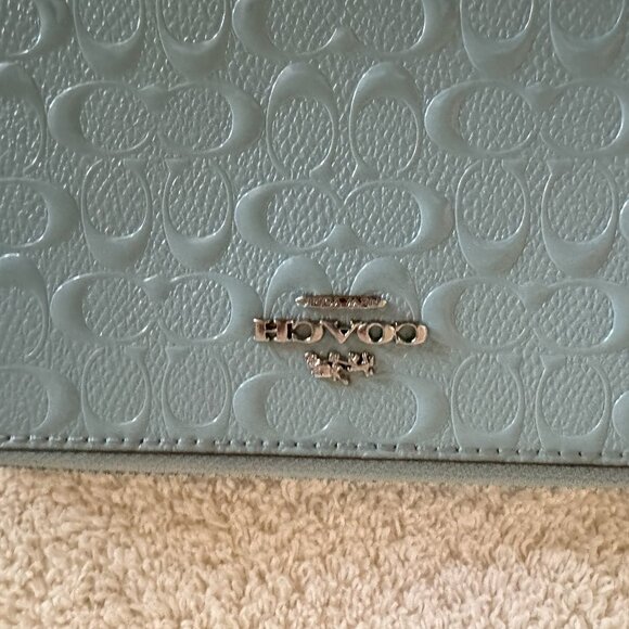 COACH ACCORDION ZIP WALLET F54805 COLOR LIGHT BLUE - Picture 2 of 6